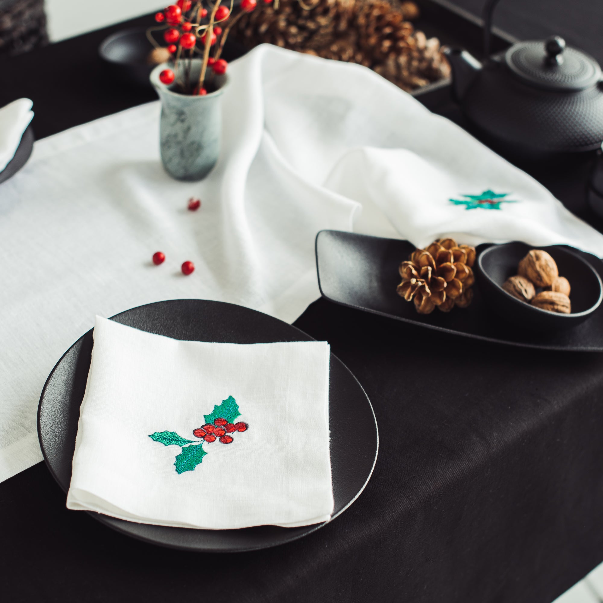 Christmas Table Napkins. Xmas Table Cloth Napkin. Red Linen Napkins. Soft  Washed Linen Napkin Cloth. Linen Dinner Napkins. Xmas Table Linens -   Israel