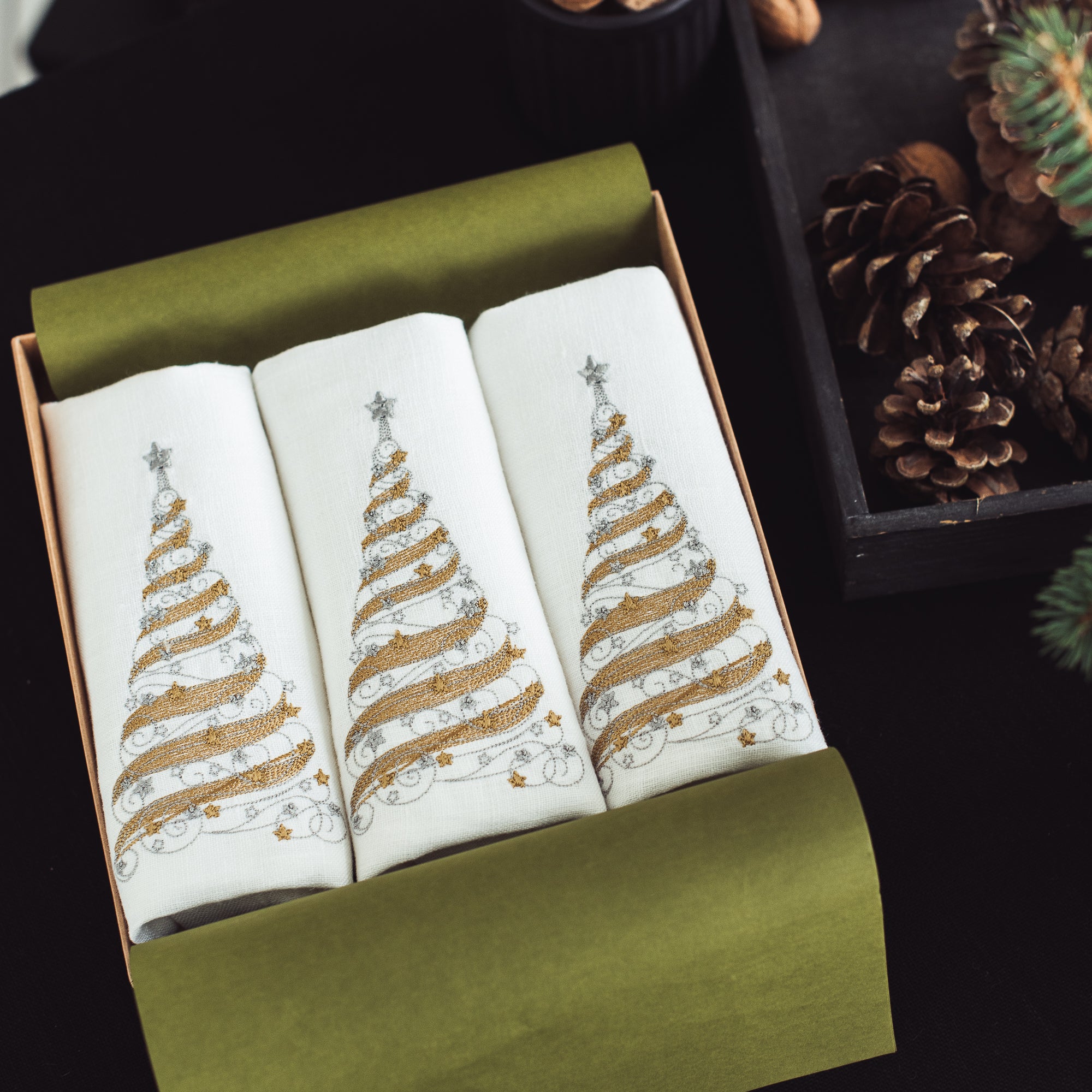 Christmas Table Napkins. Xmas Table Cloth Napkin. Red Linen Napkins. Soft  Washed Linen Napkin Cloth. Linen Dinner Napkins. Xmas Table Linens -   Hong Kong