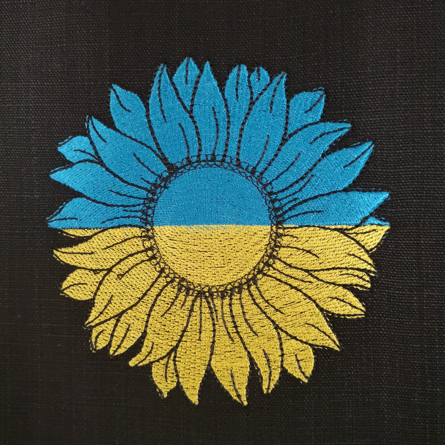 Ukraine Flag colors in a Sunflower