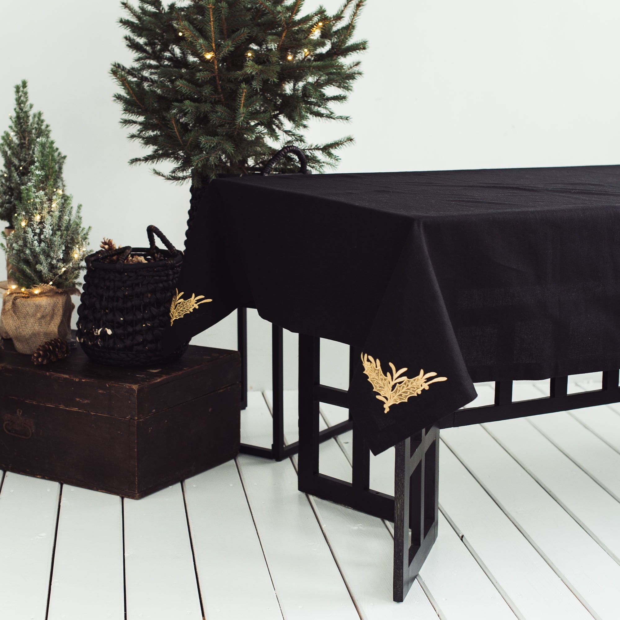 Christmas table linens collection from Rimalinum, Lithuania